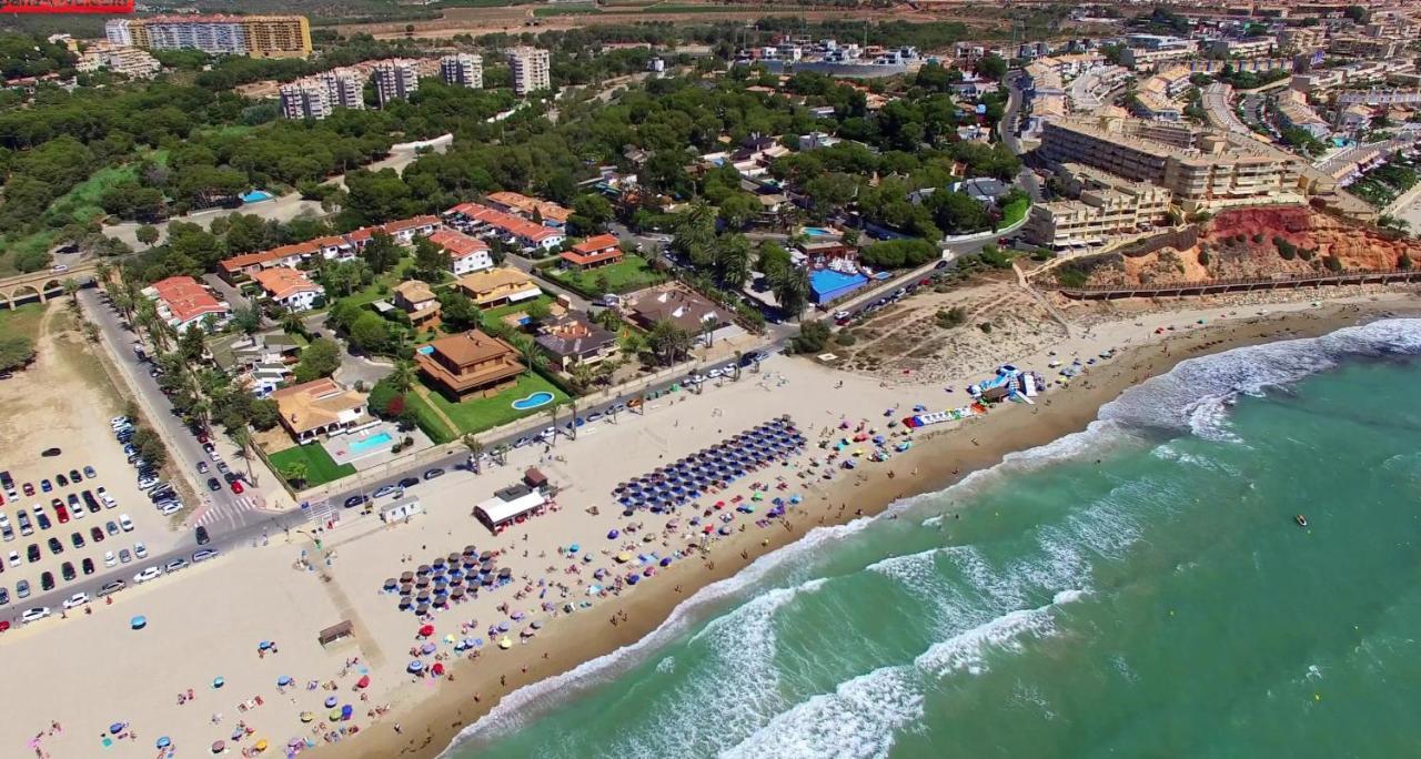 2-Bedroom And Living Room Apartment Near Campoamor Beach المظهر الخارجي الصورة