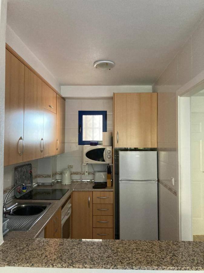 2-Bedroom And Living Room Apartment Near Campoamor Beach المظهر الخارجي الصورة