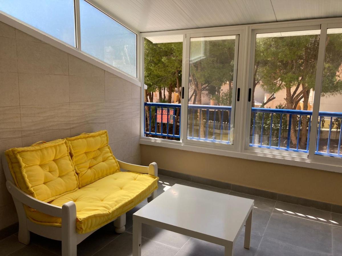 2-Bedroom And Living Room Apartment Near Campoamor Beach المظهر الخارجي الصورة